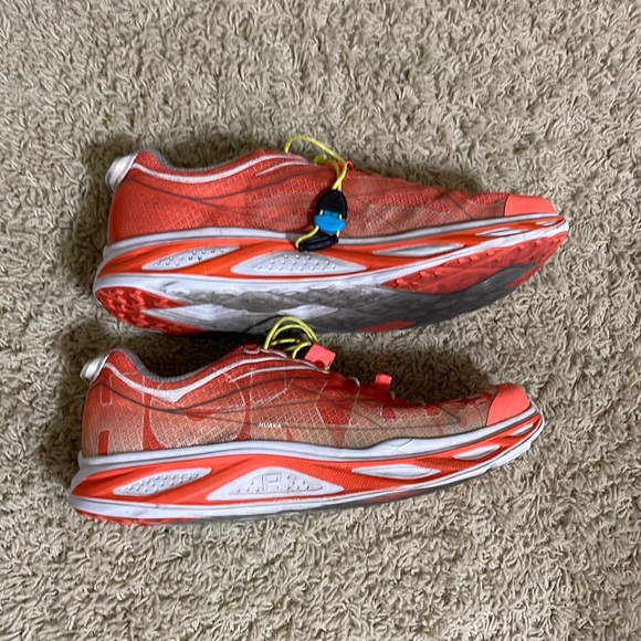 HOKA ONE ONE RUNNING SHOE PINKISH ORANGE WOMENS MENS - Picture 6 of 6